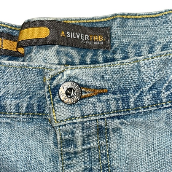 Light Blue Vintage Men’s Levi’s SilverTab Carpenter Jeans - W36 x L32 - Picture 2 of 15